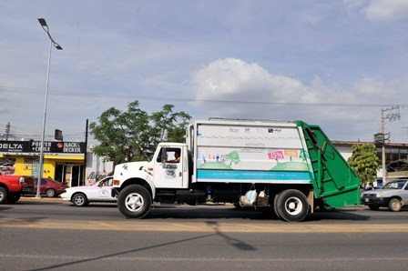 Opera al cien por ciento el servicio de limpia en la capital de Oaxaca