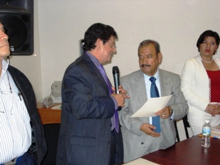 Denuncian avecindados actos de extorsión en San Felipe del Agua Oaxaca del ex delegado de la SRA Roberto Olivares