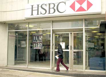 Proponen regular comisiones bancarias para evitar “cobros abusivos e inequitativos”