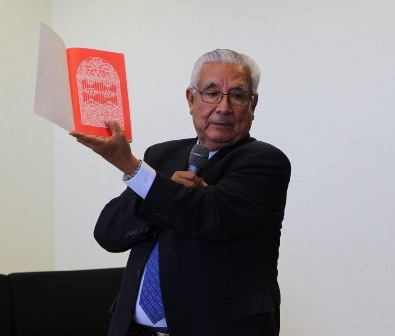 Presenta cronista de la ciudad de Oaxaca libro sobre la historia de la herrería
