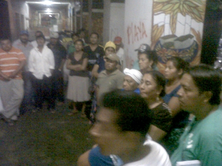 Liberan habitantes de Playa Vicente Palacio Municipal de Juchitán de Zaragoza, Oaxaca