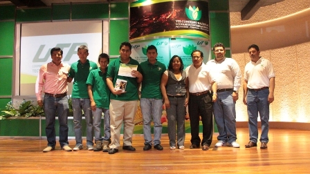 Premian investigación e innovación científica de universitarios en Oaxaca