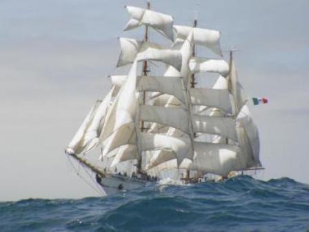 Zarpa el buque escuela Cuauhtémoc; inicia el crucero de instrucción “América 2014”