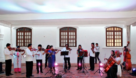 Inolvidable concierto de la familia Urbieta; cierra con broche de oro 482 aniversario de la ciudad de Oaxaca