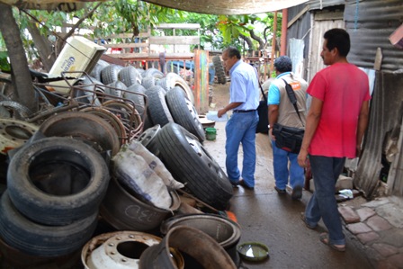 Recolectan llantas en desuso