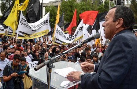 Defenderán legisladores perredistas la soberanía energética y petrolera nacional