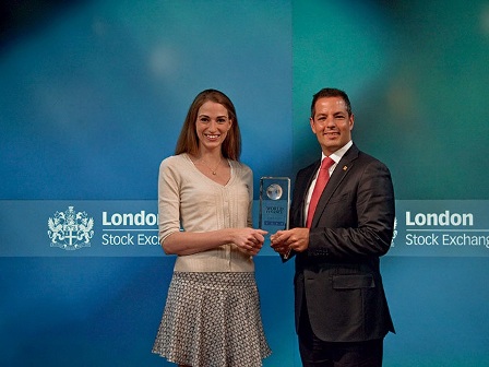 Recibe Infonavit premio internacional Most Sustainable Bank México 2014, en Londres