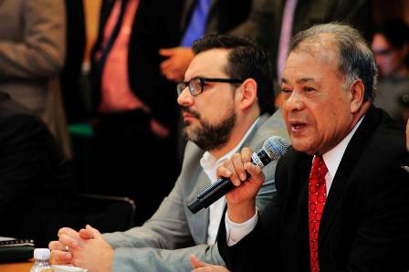 La privatización del petróleo cancela el presente y futuro de México: PT