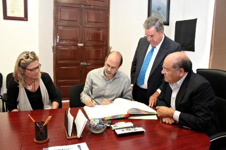 Juntos municipio de Oaxaca y Fundación Alfredo Harp Helú, por una sociedad más sana