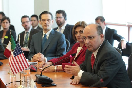 Impulsan México y EU facilitación de cruces de personas y bienes a través de una frontera más segura