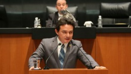 Llama senador Daniel Ávila a designar al nuevo titular de la fiscalía contra delitos electorales