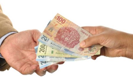 ¿Gastar o invertir el aguinaldo?