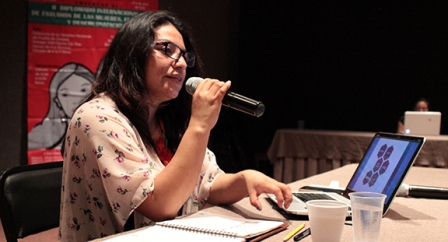 Llama investigadora a no satanizar procesos para abrir participación política de mujeres indígenas