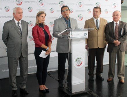 Senadores del PAN no aplauden declaraciones de EPN