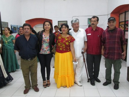 Inauguran exposición colectiva “Pintoras Juchitecas y Pintores Juchitecos”