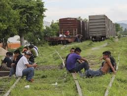 Piden senadores política migratoria en pro de los derechos humanos