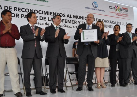 Reconocen Gobierno Federal y Banco Mundial trabajo del Ayuntamiento para facilitar la inversión