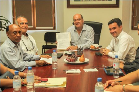 Firman Sindicato Autónomo y Ayuntamiento de Oaxaca Contrato Colectivo de Trabajo