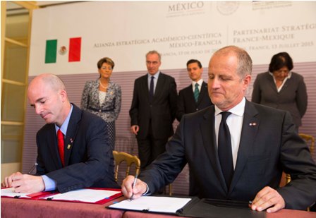 Firma IMSS convenio con universidad y hospitales de Lyon, Francia, para la Especialidad de Trasplante Hepático