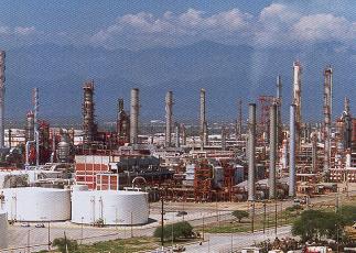 Resuelven controversias derivadas de la reconfiguración de refinería en Cadereyta, NL