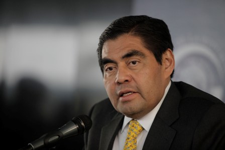 Legalizar desempeño de las Fuerzas Armadas en materia de seguridad, plantea senador Barbosa Huerta