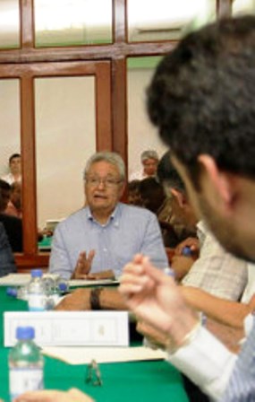 Encargado rehabilita los servicios de salud en Oaxaca