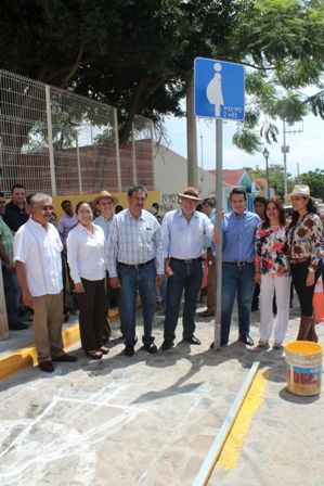 Inicia municipio de Oaxaca programa “Cajones de estacionamiento para embarazadas”
