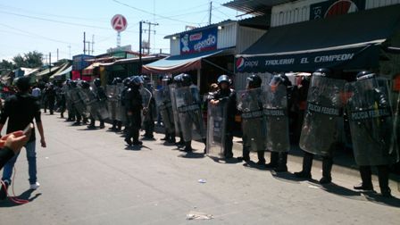 Retiró PGR del mercado informal 68 mil productos apócrifos en Oaxaca; Decomisan marihuana en autobús