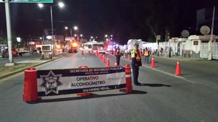 Asegura Policía Vial y Estatal de Oaxaca a 15 conductores en Operativo Alcoholímetro