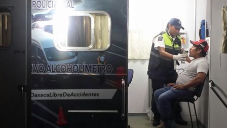 Reporta Policía Vial de Oaxaca 12 conductores arrestados por conducir en estado de ebriedad