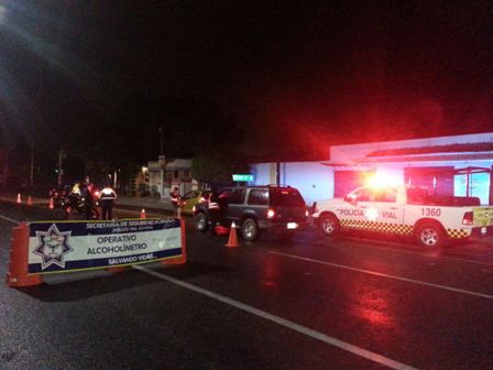 En operativo Alcoholímetro, Policía Vial arresta a 13 conductores ebrios en Oaxaca