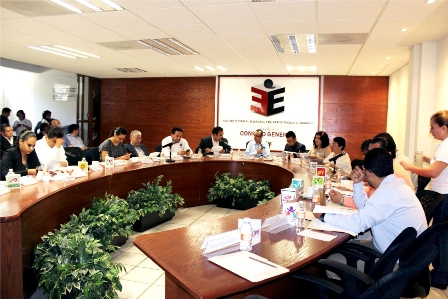 Reafirma órgano electoral compromiso para fortalecer la democracia en Oaxaca