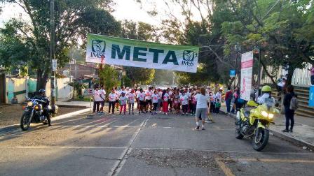 Con carrera atlética concluye IMSS-Oaxaca “Octubre mes de la Lucha Contra el Cáncer de la Mujer”