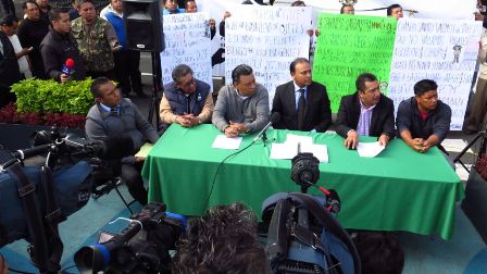 Saldrán taxistas organizados a “cazar” taxis ilegales al amparo del nuevo Reglamento de Tránsito