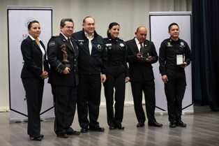 Reconoce CNS a policías frente al nuevo sistema penal acusatorio con Primer Concurso Nacional de Oratoria