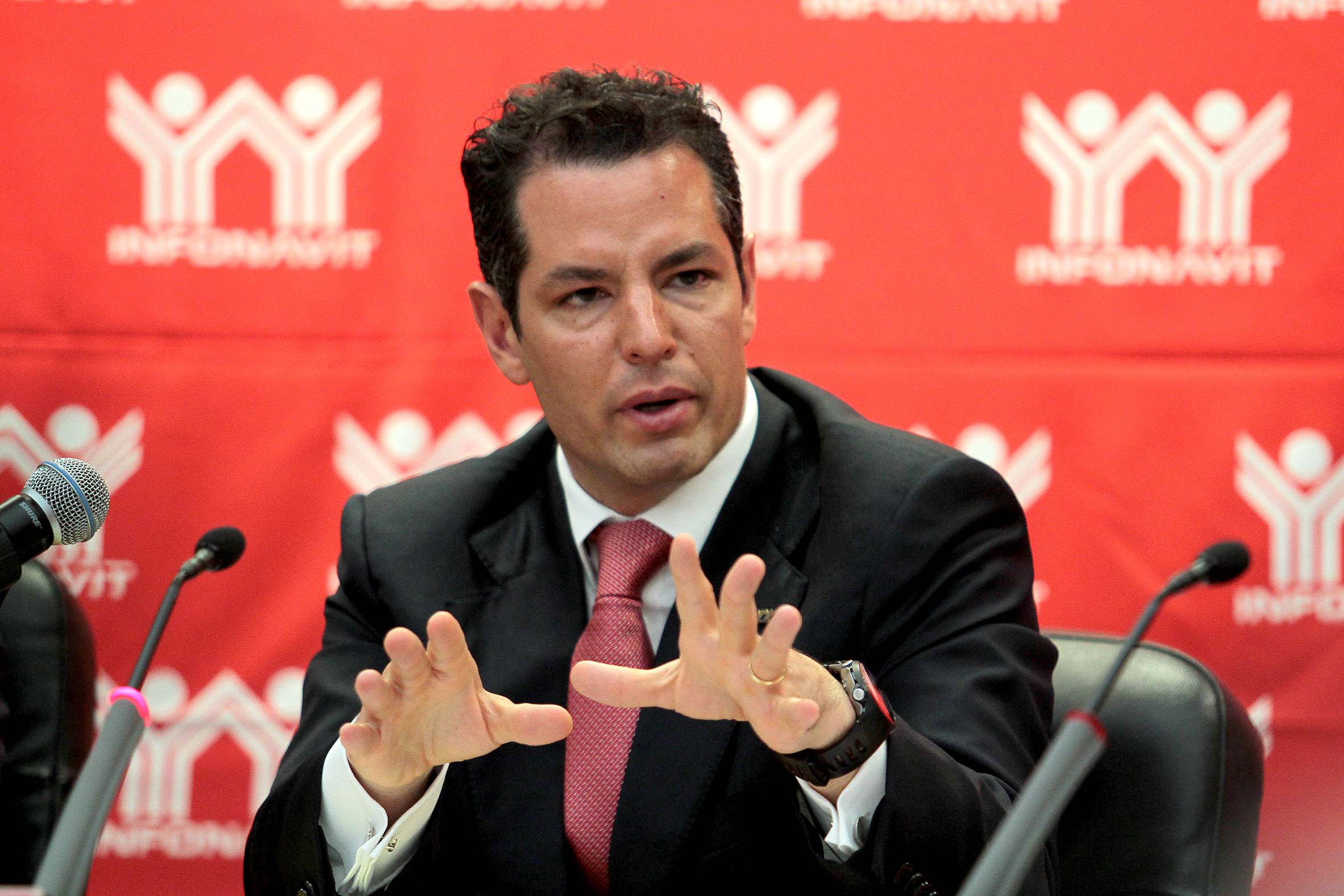 Renuncia anticipada de Alejandro Murat; adelanta derrota electoral del PRI en Oaxaca