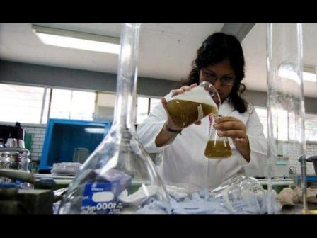 Proponen simplificar importación de insumos para la investigación científica