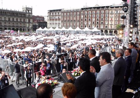 Récord en bodas colectivas 2016, obliga a impulsar acciones que robustezcan el tejido social: Granados