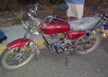 Aseguran policías 16 unidades de motor durante operativo en Pinotepa Nacional, Oaxaca