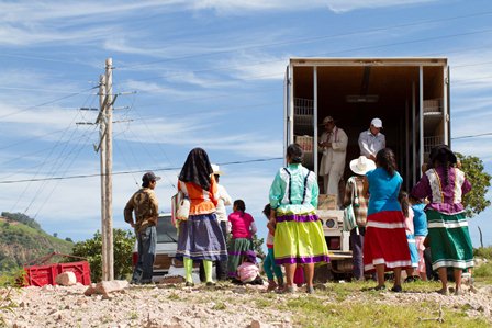 Presente Diconsa en más de 50 por ciento de las poblaciones indígenas del país
