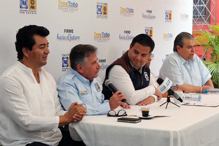 El triunfo en Oaxaca es para la coalición CREO PRD-PAN: Zepeda Vidales