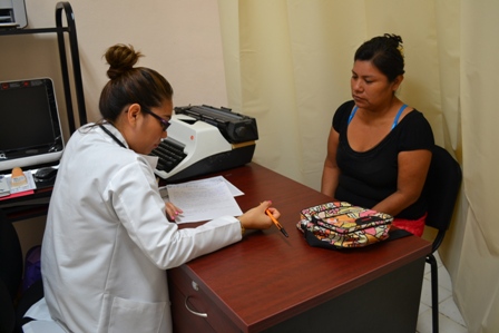 Personas con sobrepeso y obesidad más propensas a presentar problemas de hipertensión arterial