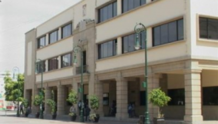 Violan derechos humanos atribuibles a policías municipales y a juez calificador en Sonora