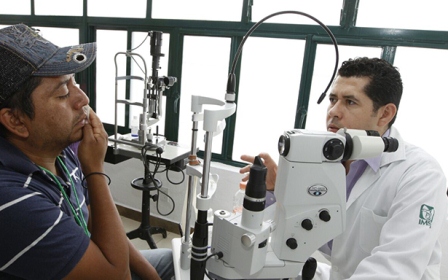 Médicos del IMSS-Prospera devuelven la vista a 163 indígenas y campesinos de Querétaro