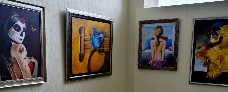 Inauguran exposición pictórica “Caleidoscopio” de Maru Pombo en Congreso de Oaxaca