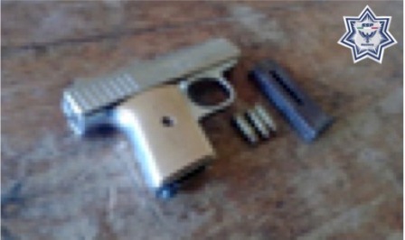 Aseguran policías a dos personas armadas en el Istmo y la Sierra Sur de Oaxaca