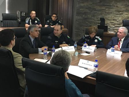 Capacitan especialistas del CIDE a policías federales en diplomado en Mando Policial