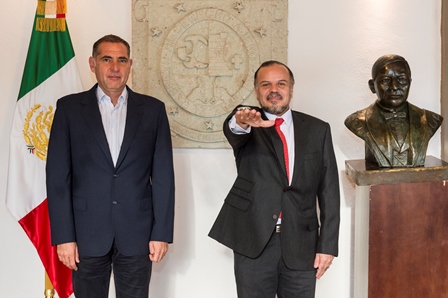 Designan a Germán Cervantes Ayala como nuevo director General del IEEPO