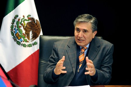 Pide la CNDH a autoridades del Gobierno Federal e integrantes de la CNTE retomar el diálogo