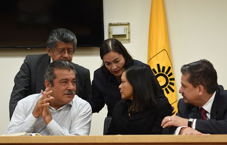 Puede iniciativa ciudadana regresar al cauce institucional la problemática educativa: Mojica Morga